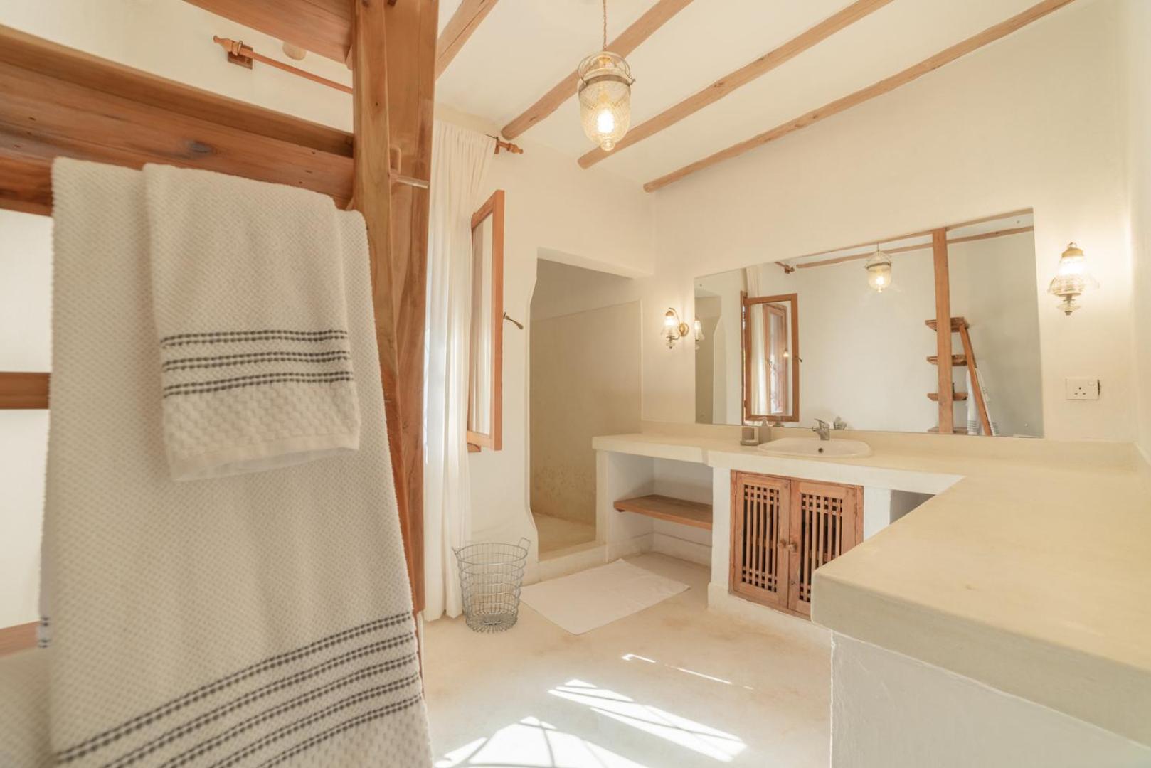 Bamboo House B&B Малінді Екстер'єр фото